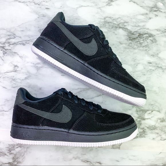 **SOLD** Nike Air Force 1 LV8 Canvas Black Sneaker - Picture 2 of 6